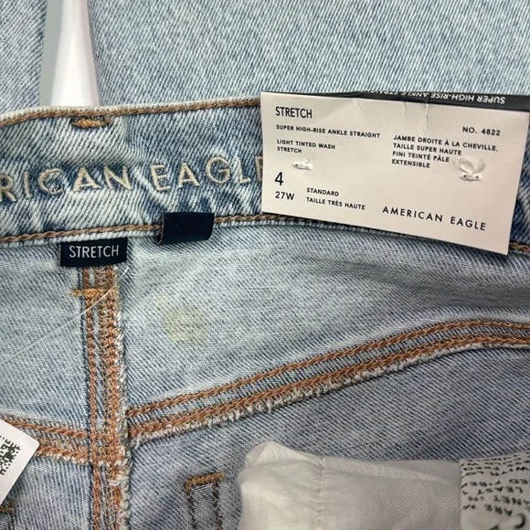 American Eagle Super High Rise Ankle Straight Jeans Size 4 - Picture 9 of 12